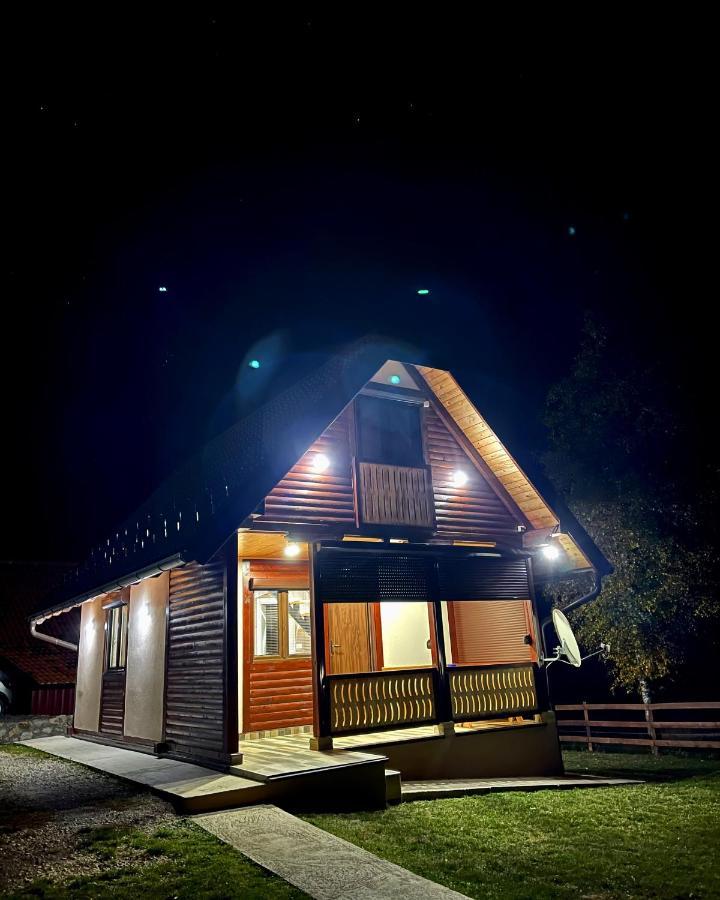 Zoranovi Konaci Jevtici Exterior foto