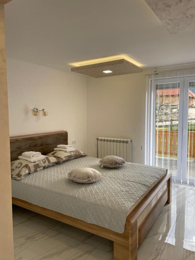 Zoranovi Konaci Jevtici Exterior foto